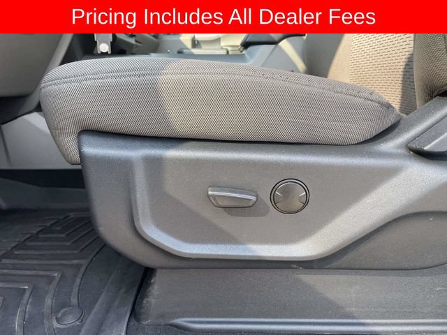 Used 2022 Ford F250 XLT w/ Black Appearance Package AWD/4WD image 25