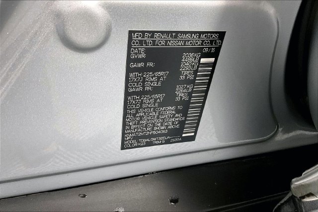 Used 2017 Nissan Rogue SV FWD image 33
