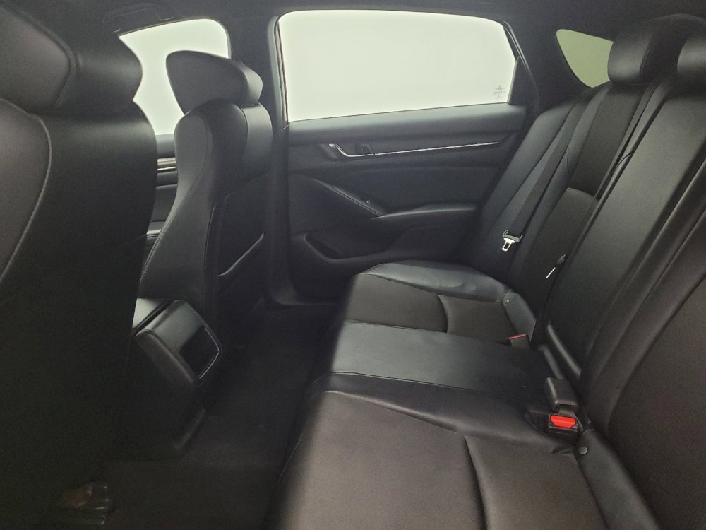 Used 2018 Honda Accord Sport image 18