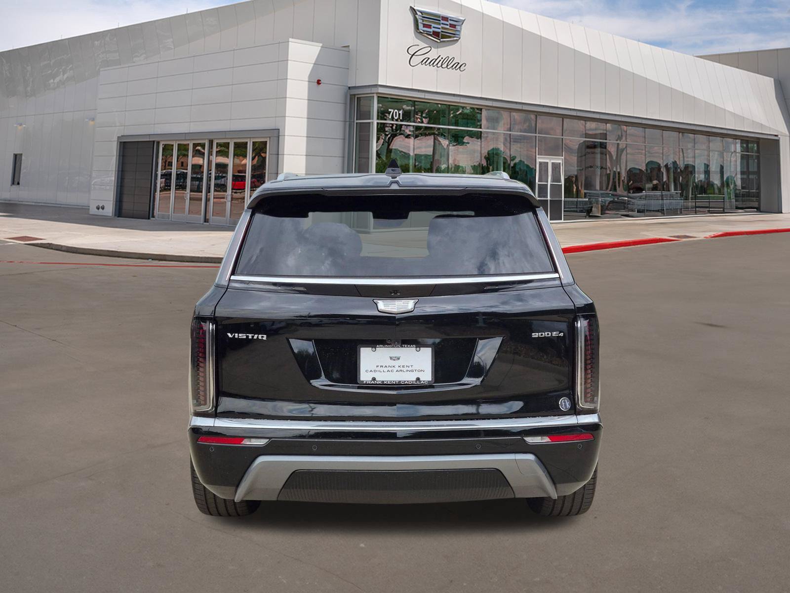 New 2026 Cadillac Vistiq Premium Luxury w/ LPO, Floor Liner Package AWD/4WD image 5