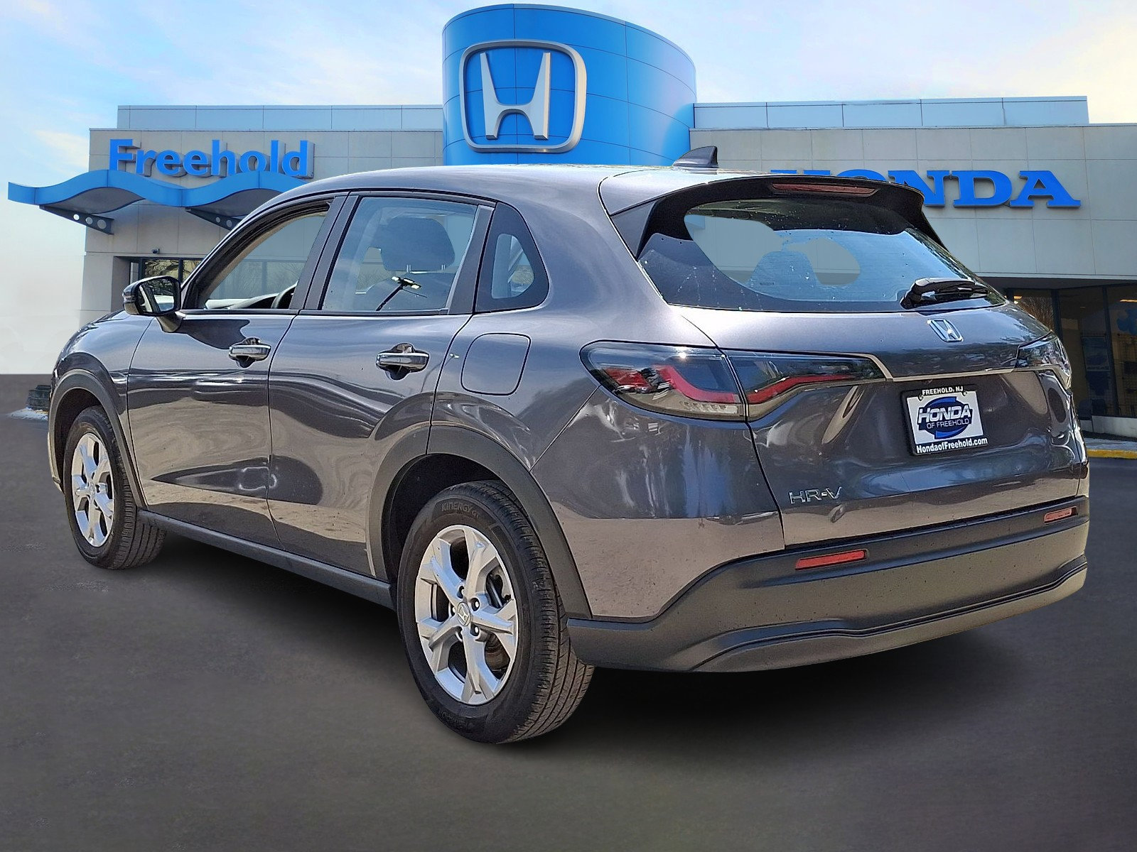 Used 2024 Honda HR-V LX image 5