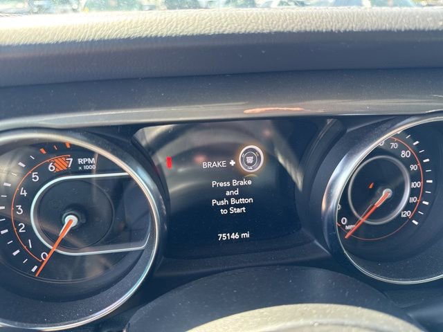 Used 2022 Jeep Wrangler Unlimited Sahara w/ Cold Weather Group image 12