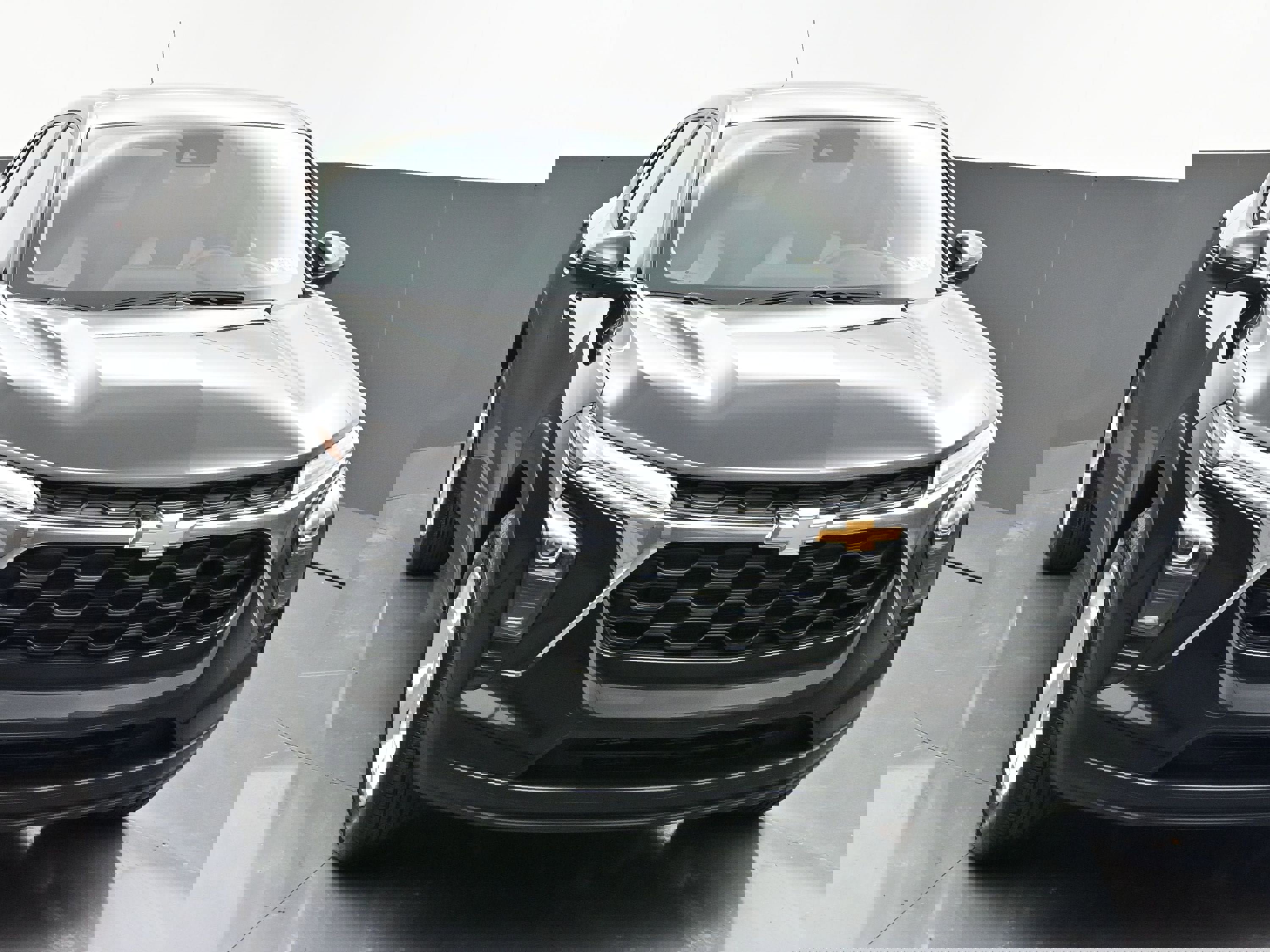 Certified 2025 Chevrolet Trax LS w/ LS Convenience Package image 2