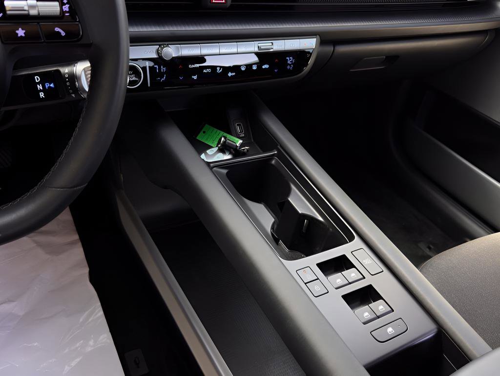 Used 2025 Hyundai Ioniq 6 SE image 15