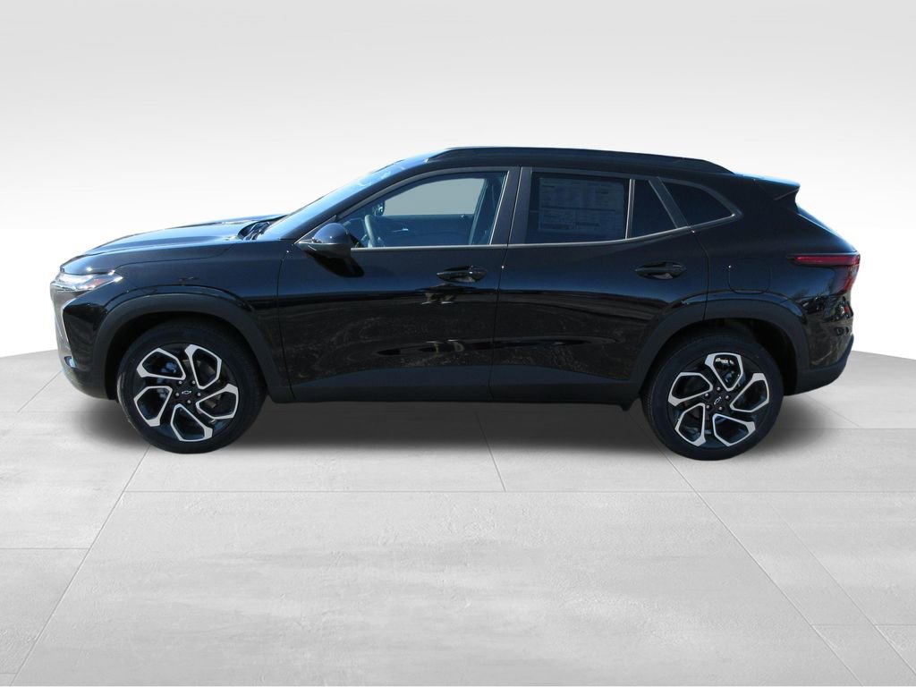 New 2026 Chevrolet Trax RS w/ Driver Confidence Package FWD image 2