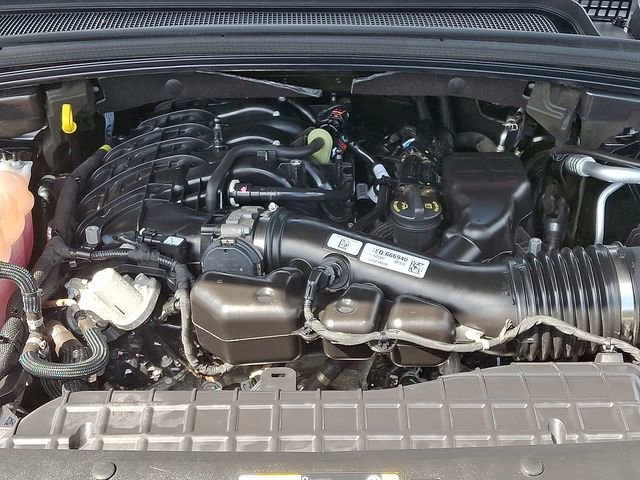 Used 2023 Jeep Grand Cherokee Altitude AWD/4WD image 28