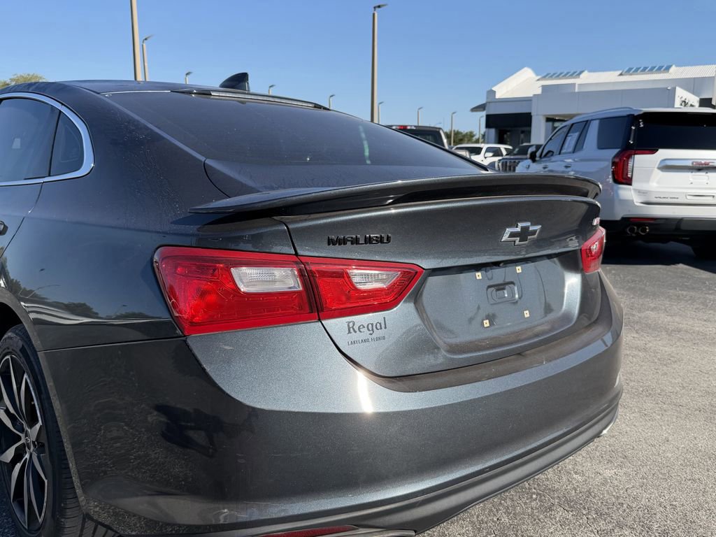 Used 2020 Chevrolet Malibu RS FWD image 11