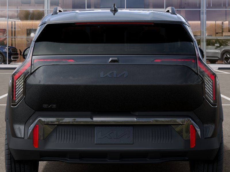New 2027 Kia EV3 Land FWD image 14