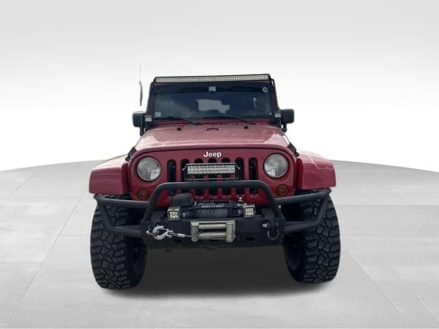 Used 2010 Jeep Wrangler Unlimited Sahara AWD/4WD image 8