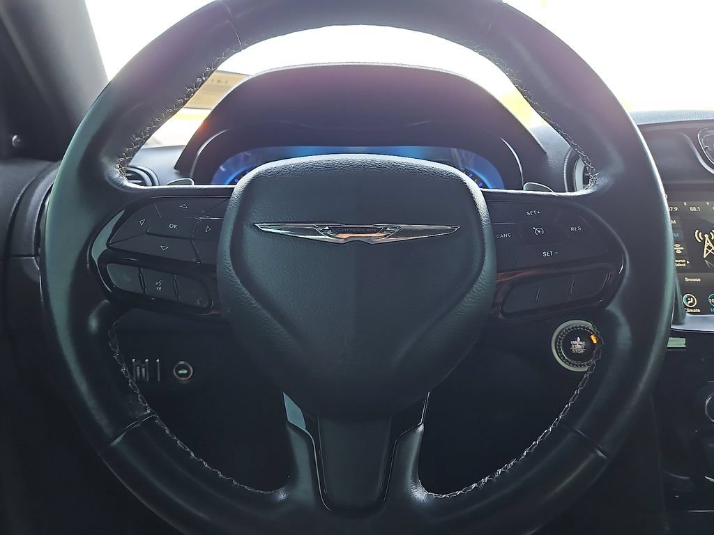 Used 2022 Chrysler 300 S RWD image 19