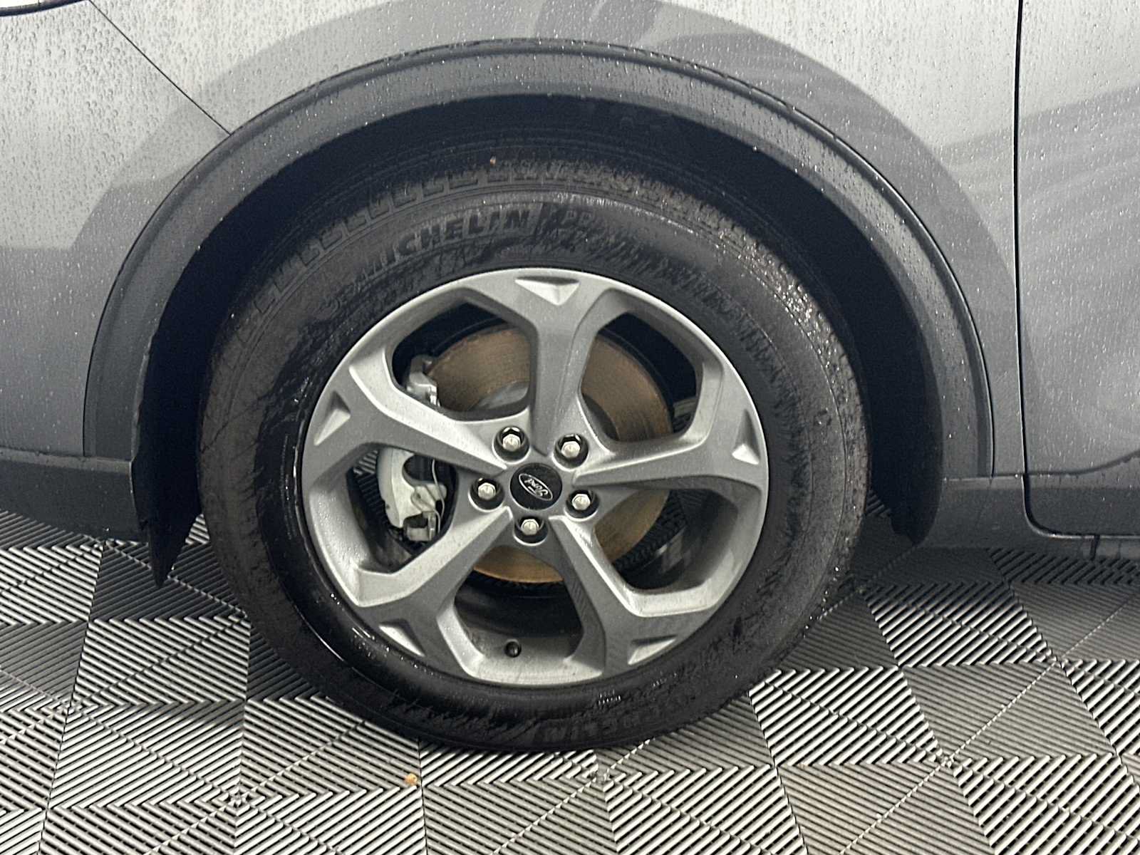 Used 2025 Ford Escape ST-Line w/ Tech Pack #1 FWD image 12