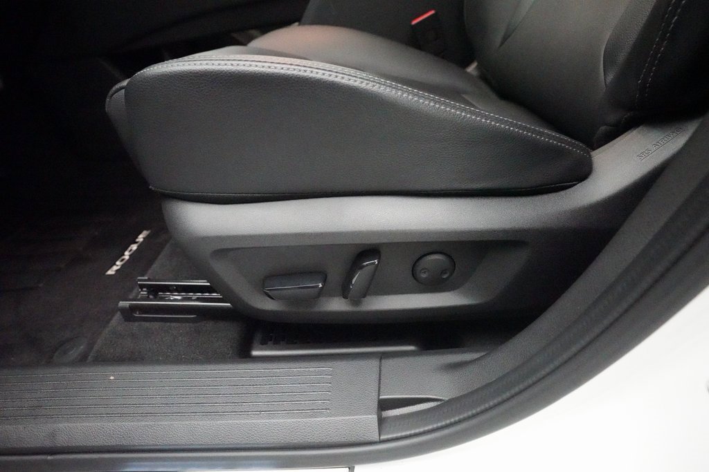 Used 2023 Nissan Rogue SL image 29