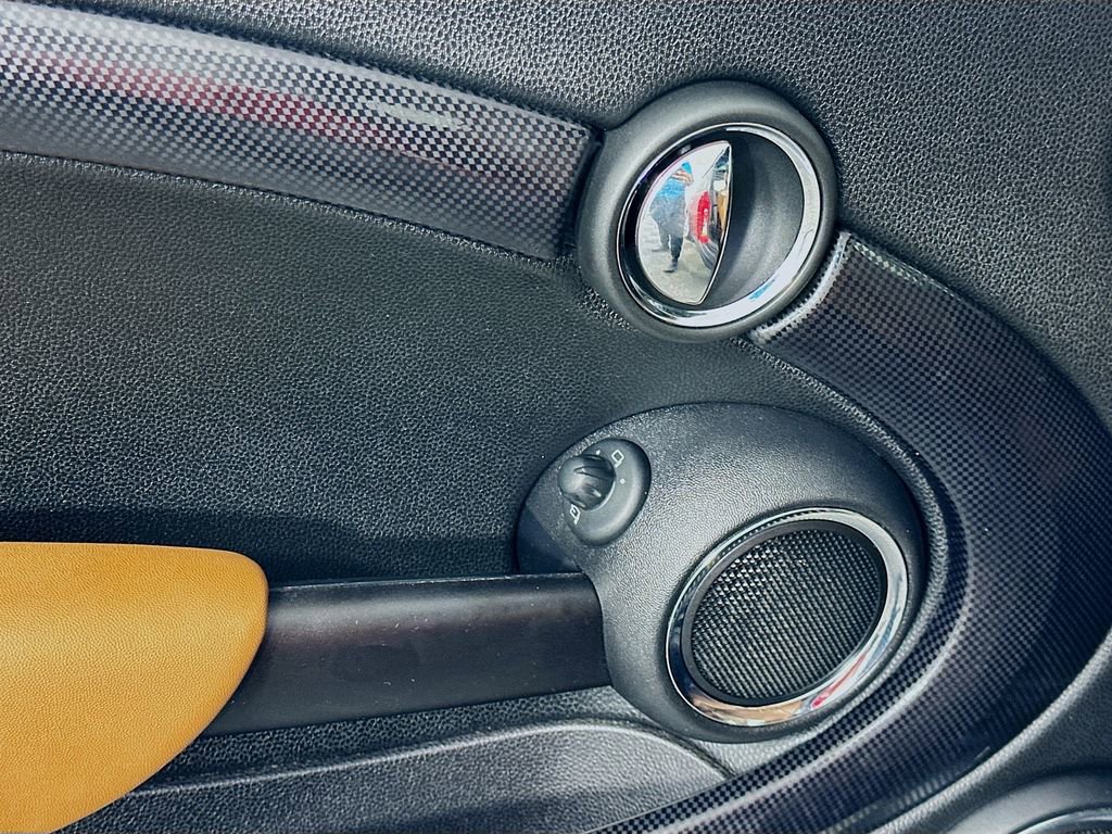 Used 2013 MINI Cooper S image 16
