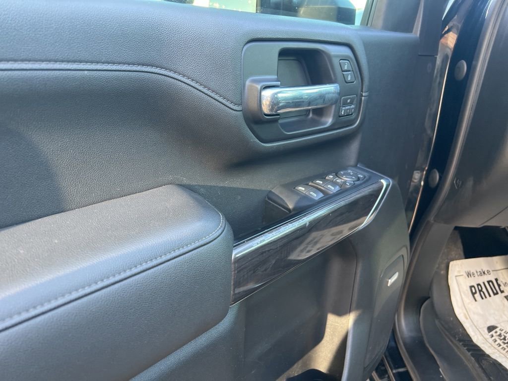 Used 2020 Chevrolet Silverado 3500 LTZ w/ LTZ Premium Package image 7