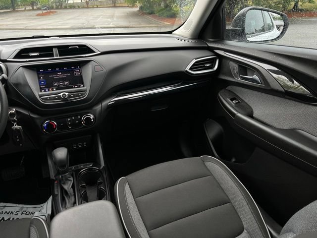 Used 2021 Chevrolet TrailBlazer LS FWD image 27