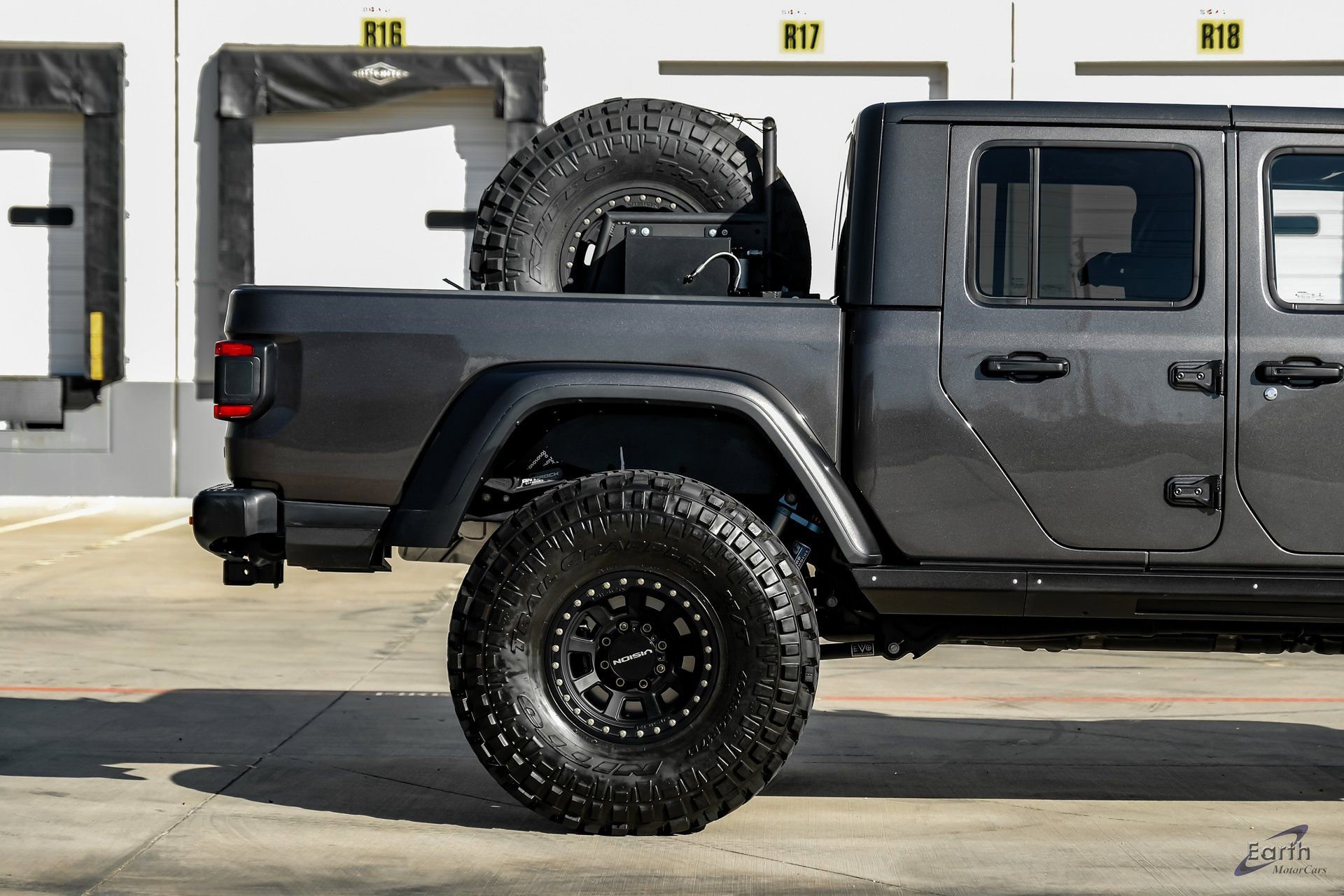 Used 2020 Jeep Gladiator Rubicon AWD/4WD image 20