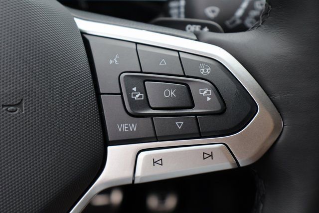 New 2026 Volkswagen Atlas Cross Sport SEL Premium R-Line image 21