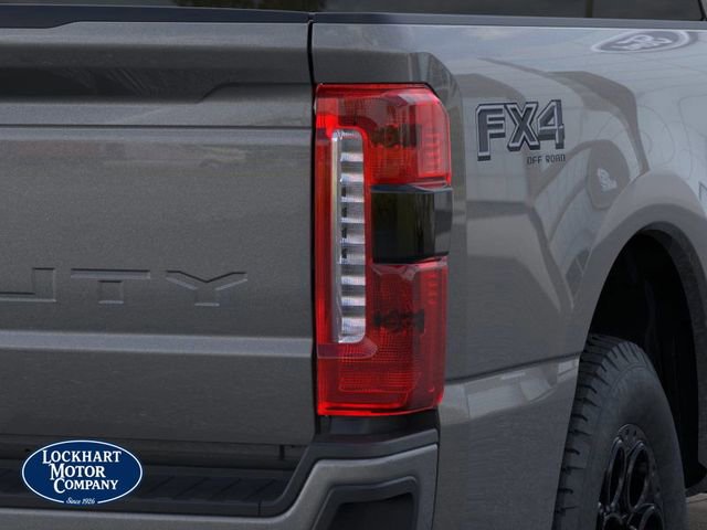 New 2026 Ford F250 Lariat w/ Black Appearance Package image 21
