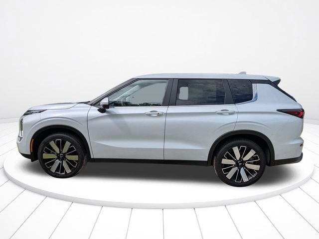 New 2026 Mitsubishi Outlander SE FWD image 7