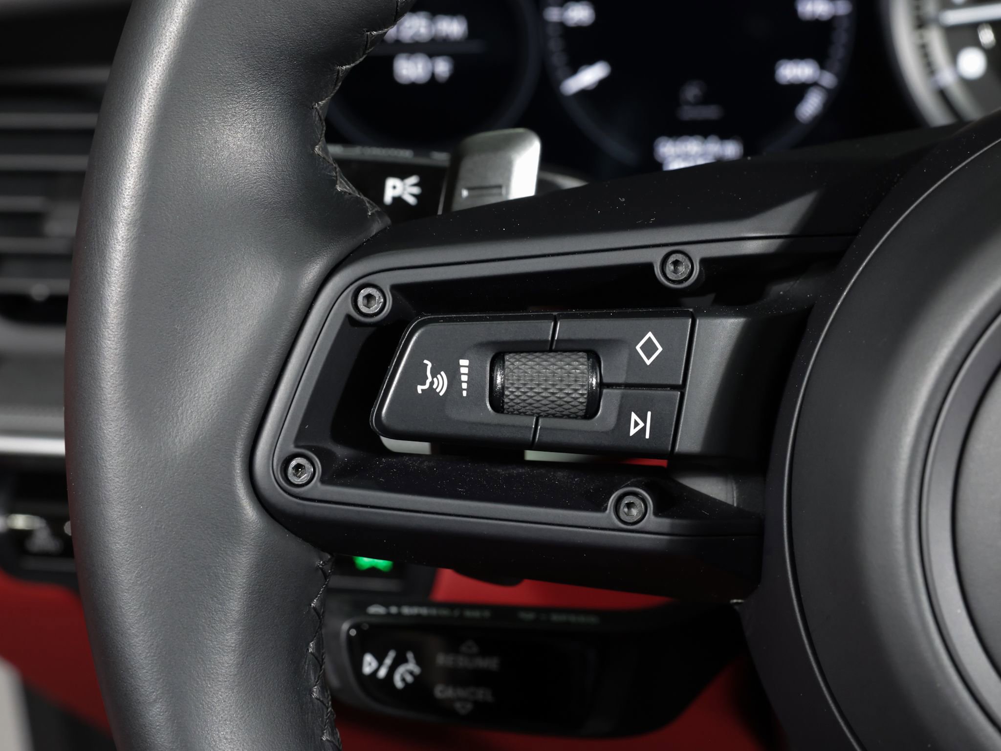 Used 2021 Porsche 911 Targa 4 image 30