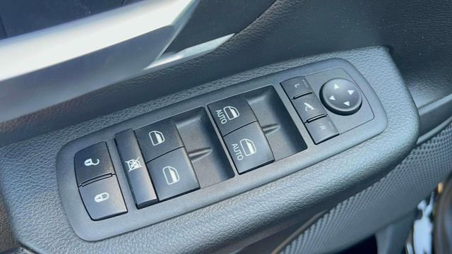Used 2022 RAM 1500 Big Horn AWD/4WD image 22