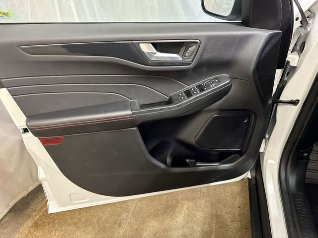Used 2023 Ford Escape ST-Line w/ Tech Pack #1 image 21
