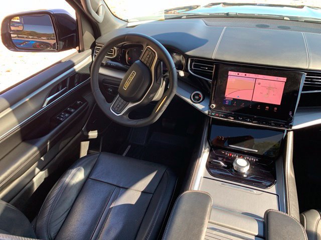 Used 2023 Jeep Wagoneer Series II AWD/4WD image 22