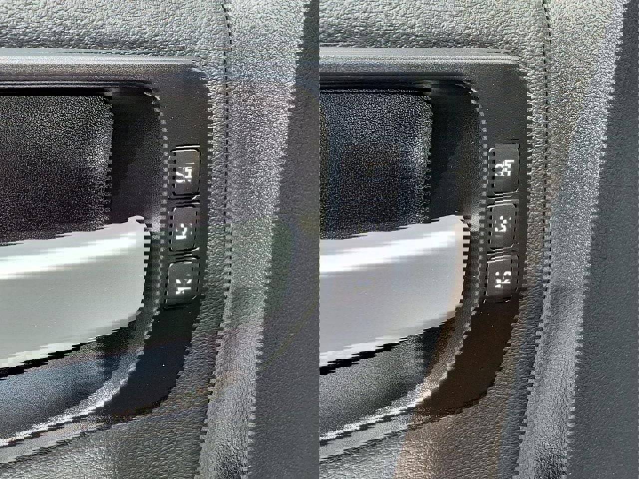 Certified 2022 Toyota Sequoia Nightshade AWD/4WD image 15