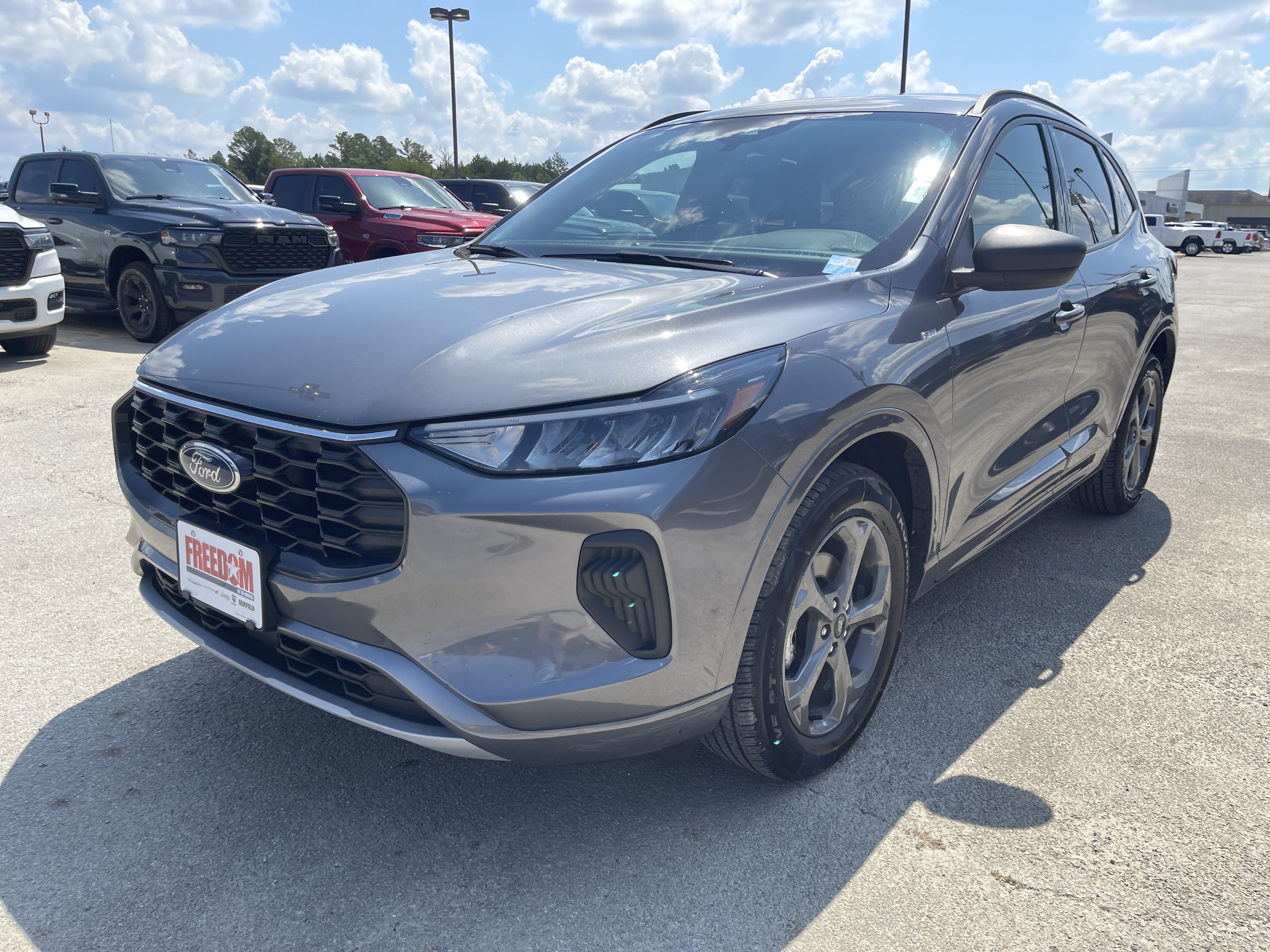 Used 2024 Ford Escape ST-Line AWD/4WD image 8