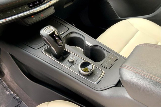 Used 2019 Cadillac XT4 Sport FWD image 17