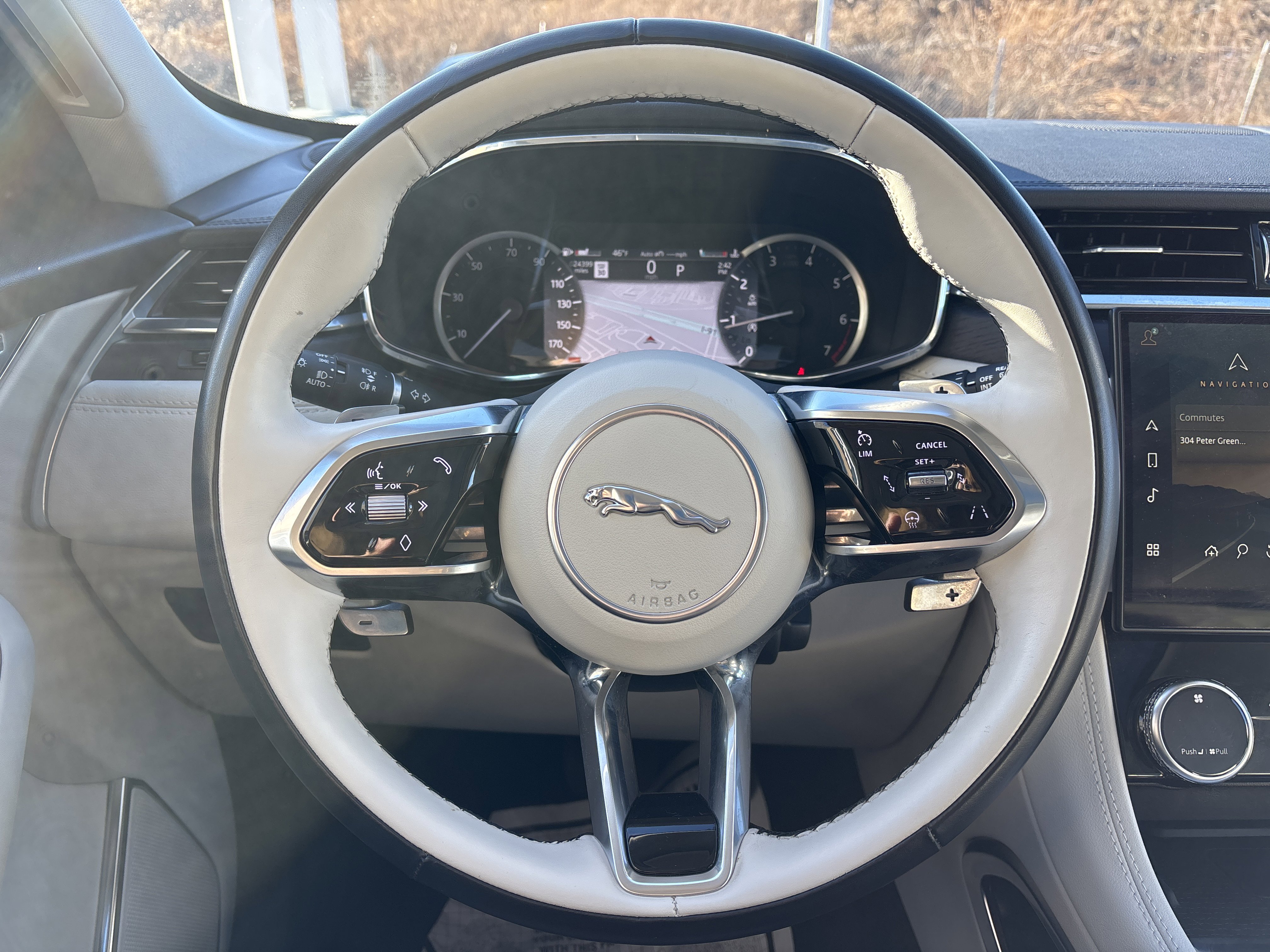 Certified 2023 Jaguar F-PACE S image 11