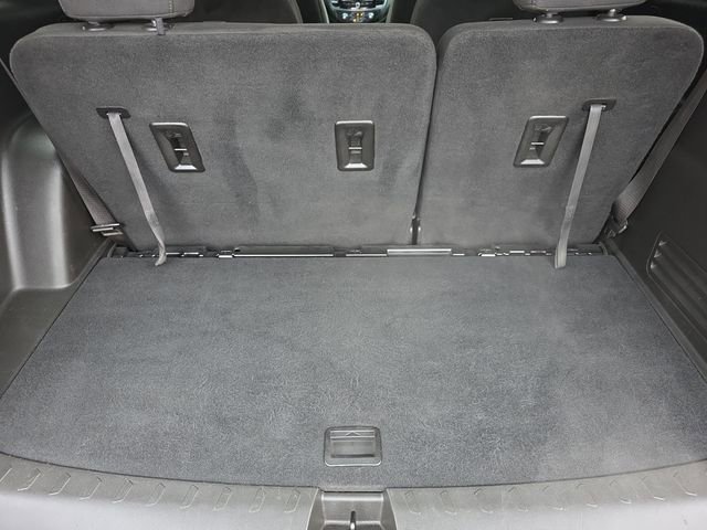 Used 2022 Chevrolet Traverse LT image 35