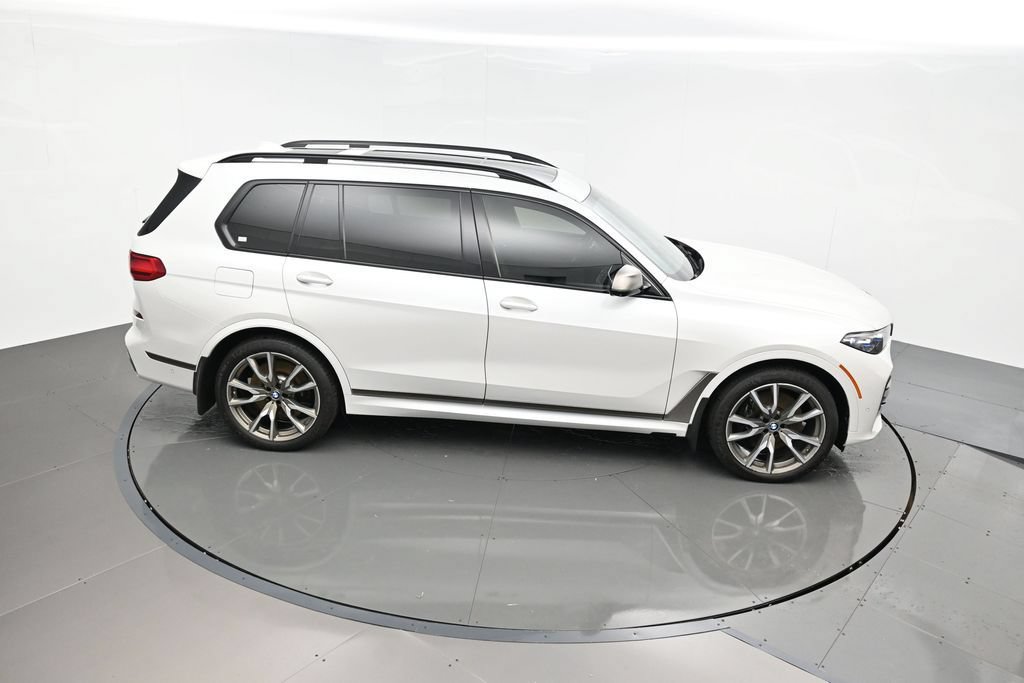 Used 2021 BMW X7 M50i w/ Dynamic Handling Package AWD/4WD image 50