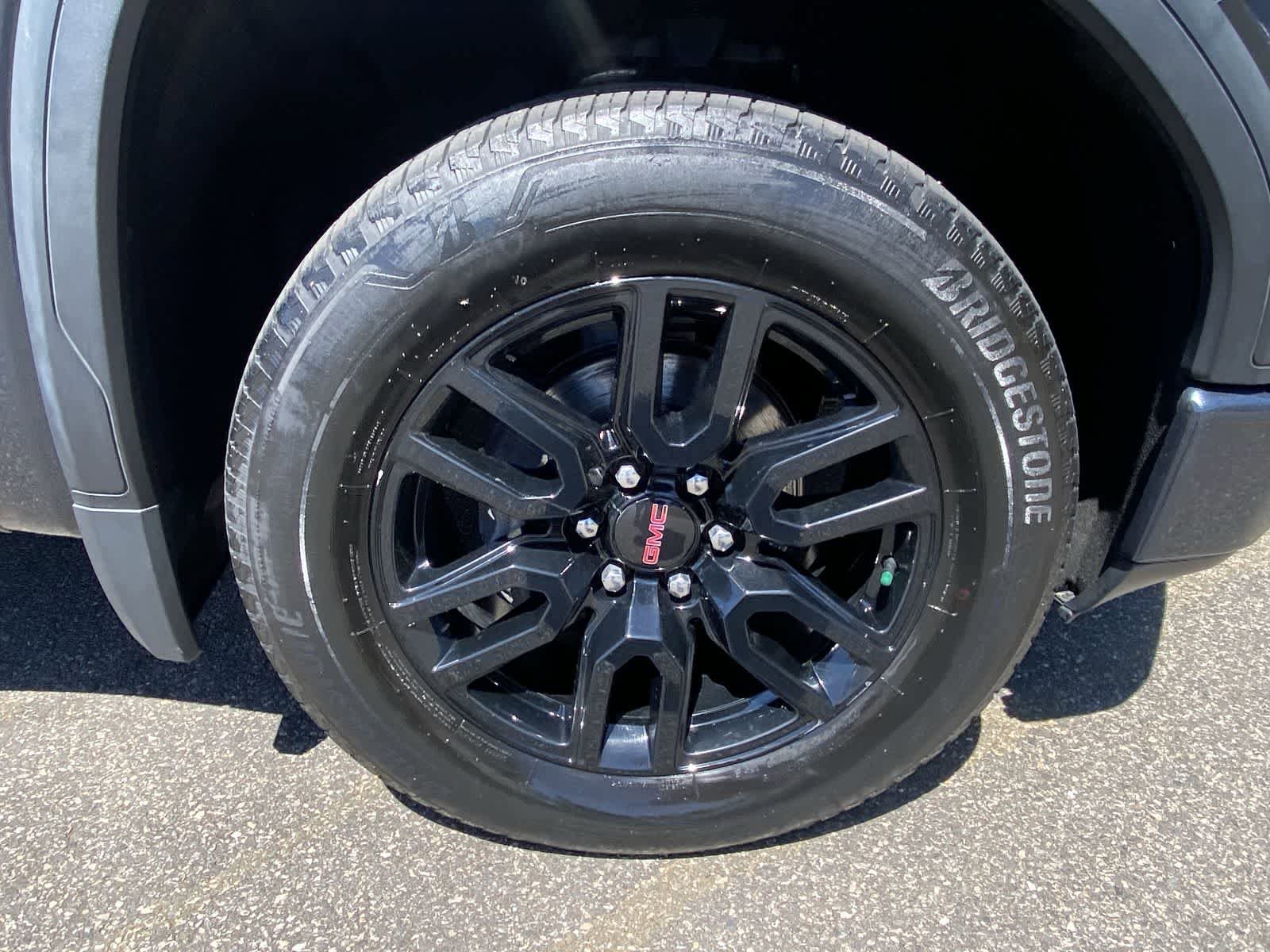 Used 2019 GMC Sierra 1500 Elevation w/ Elevation Value Package AWD/4WD image 18