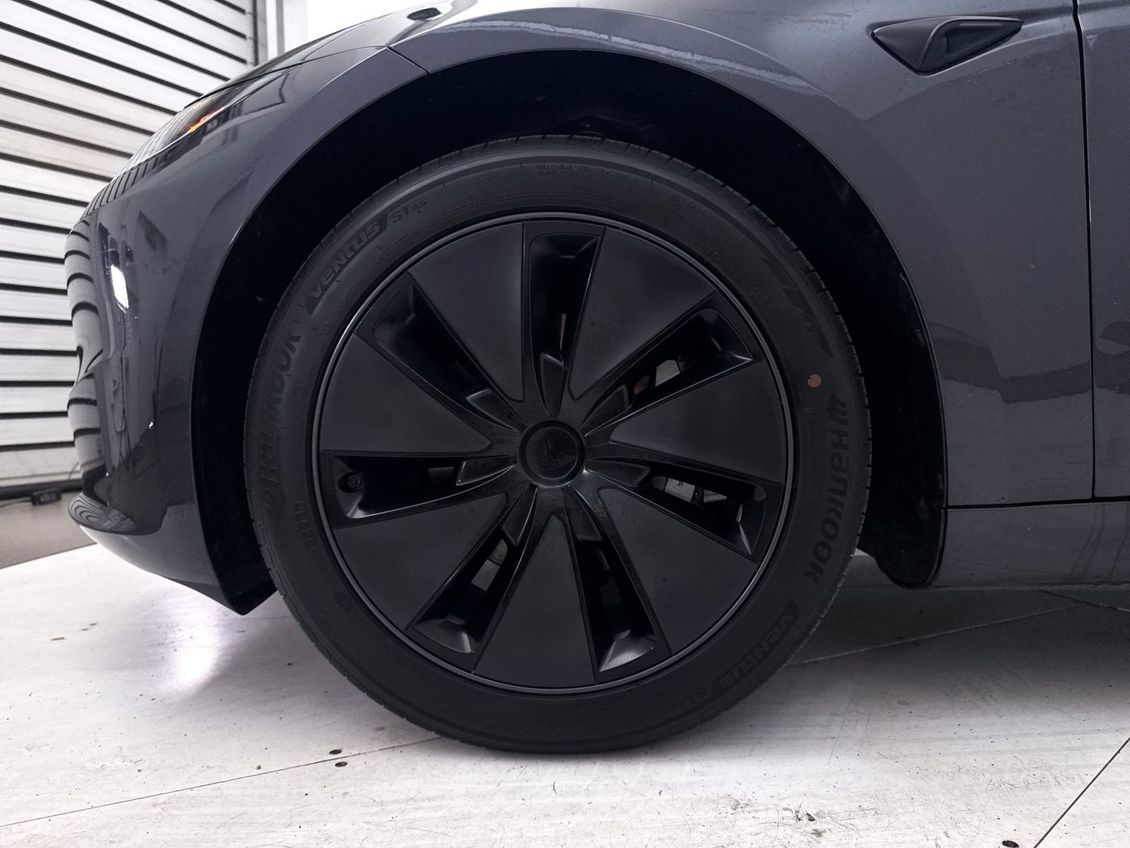 Used 2025 Tesla Model 3 Long Range RWD image 14