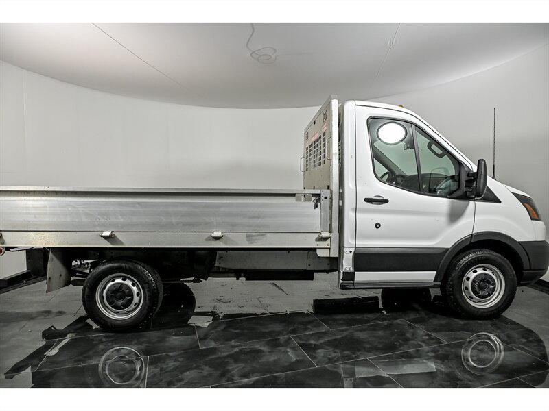 Used 2019 Ford Transit 250 138 RWD image 10