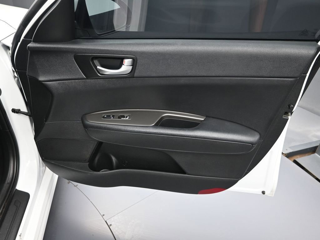 Certified 2020 Kia Optima LX FWD image 34