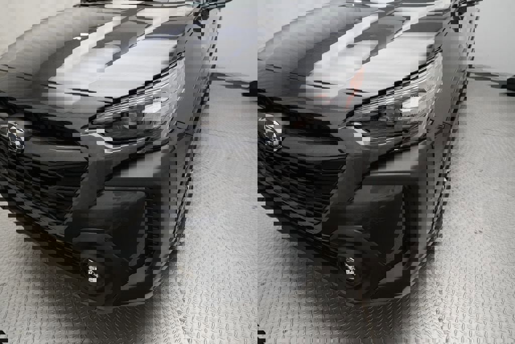 Used 2025 Subaru Outback Premium w/ Popular Package #1A image 24