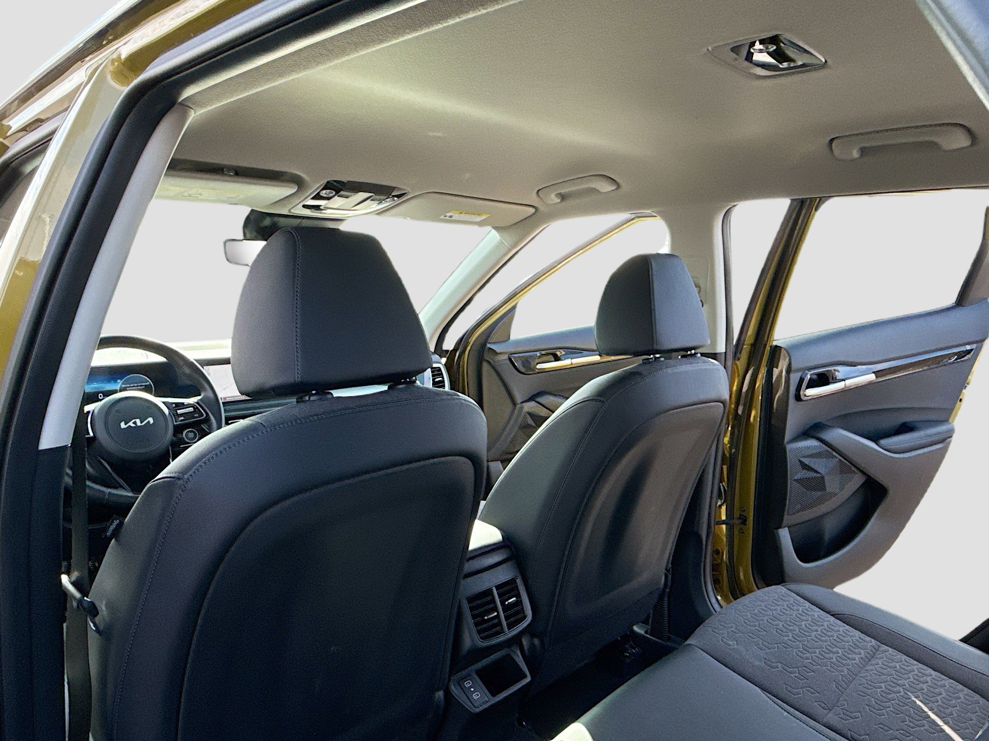 Used 2024 Kia Seltos S image 6