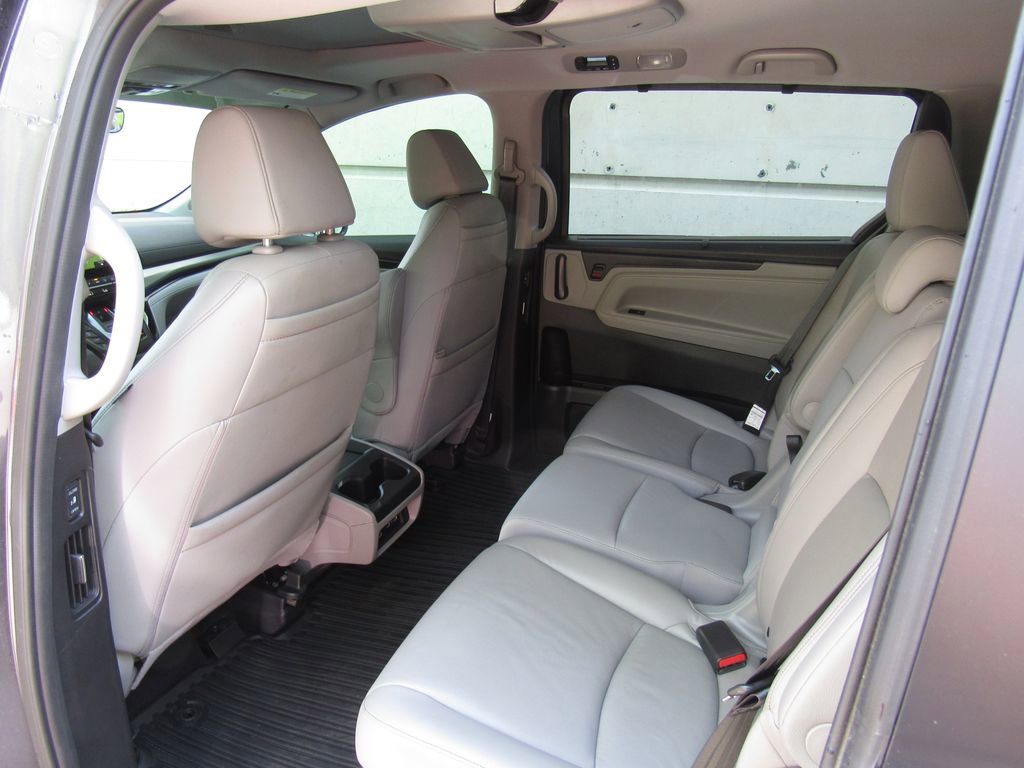 Used 2023 Honda Odyssey Touring image 14