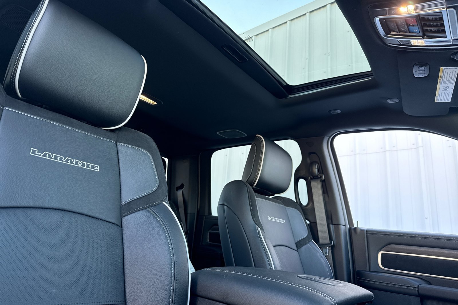 New 2026 RAM 3500 Laramie AWD/4WD image 16