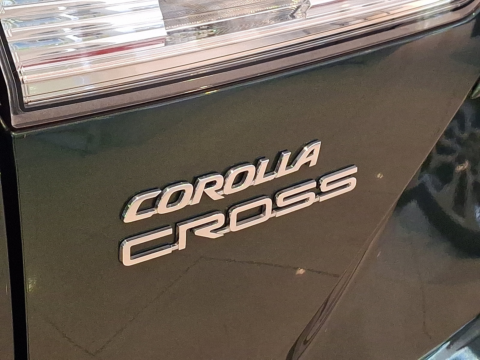 Certified 2023 Toyota Corolla Cross LE w/ Moonroof Package AWD/4WD image 30
