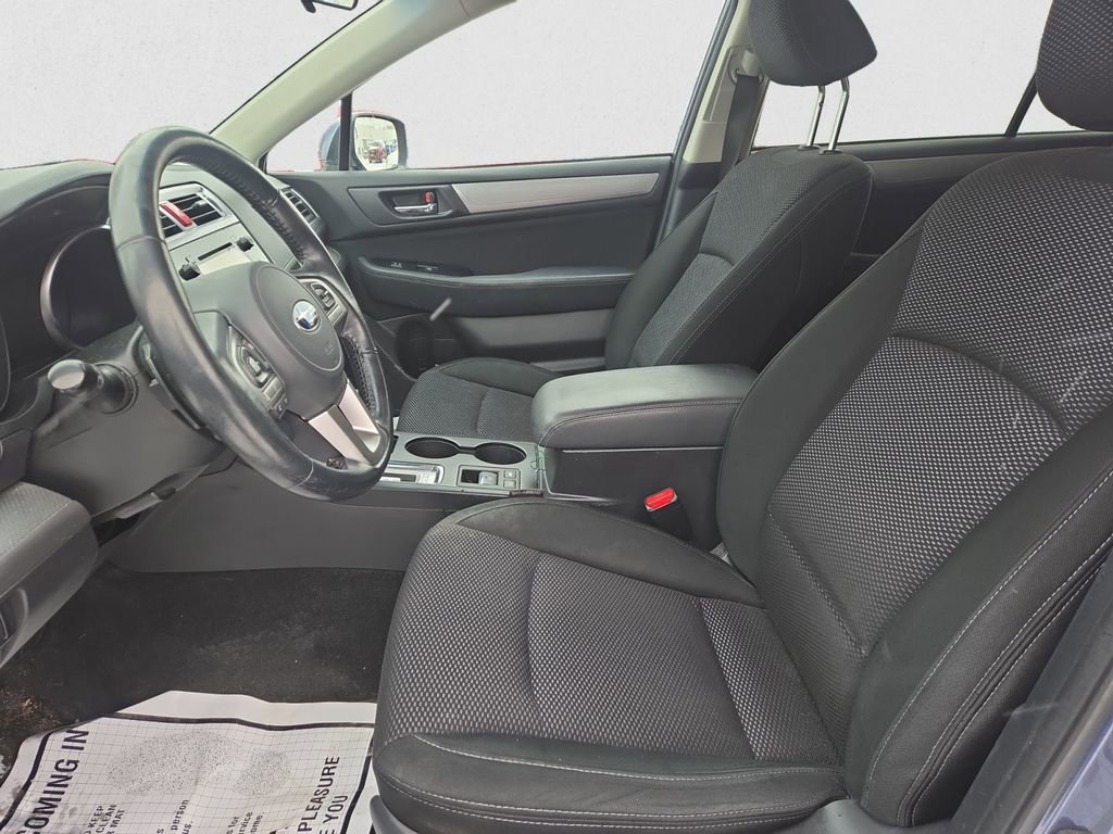 Used 2015 Subaru Outback 2.5i Premium image 10
