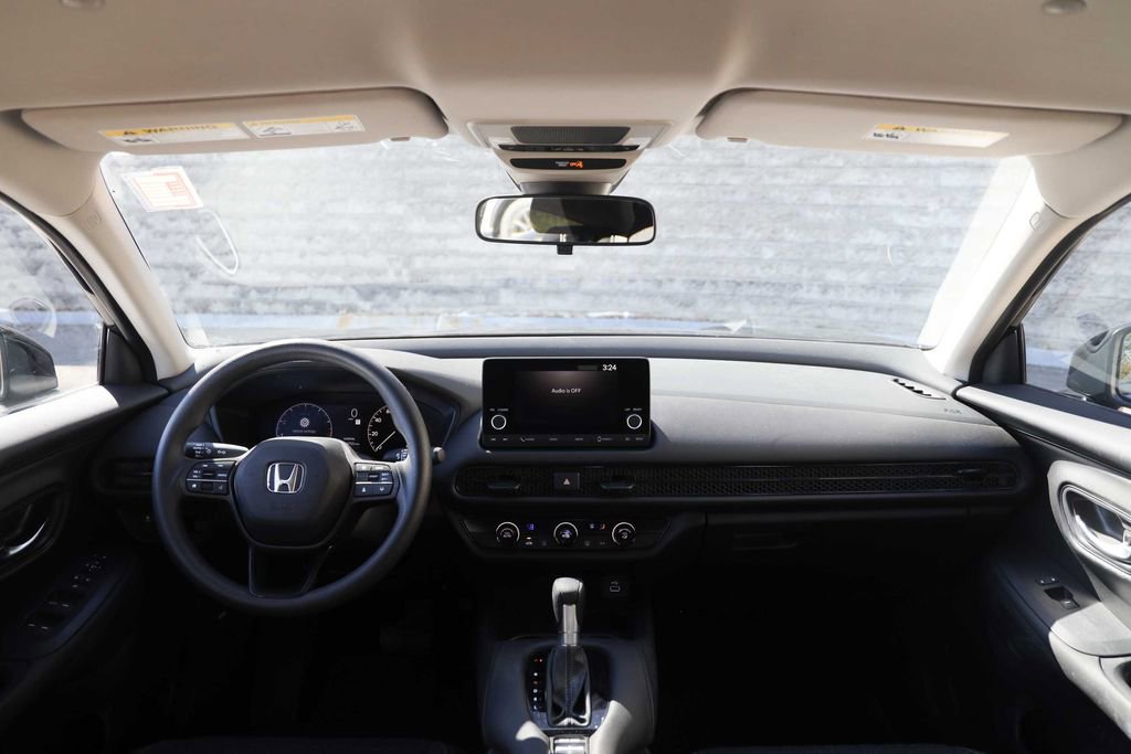 Used 2024 Honda HR-V LX image 25