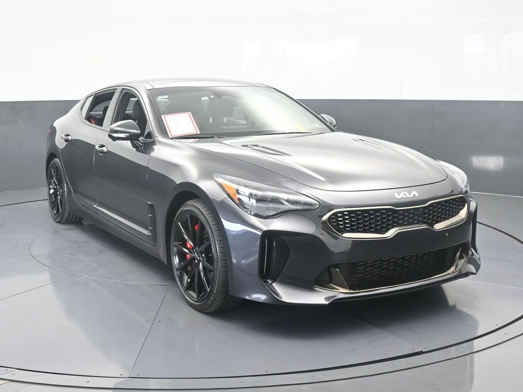 Used 2023 Kia Stinger GT2 image 9