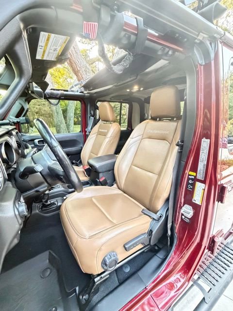 Used 2021 Jeep Gladiator Rubicon AWD/4WD image 4