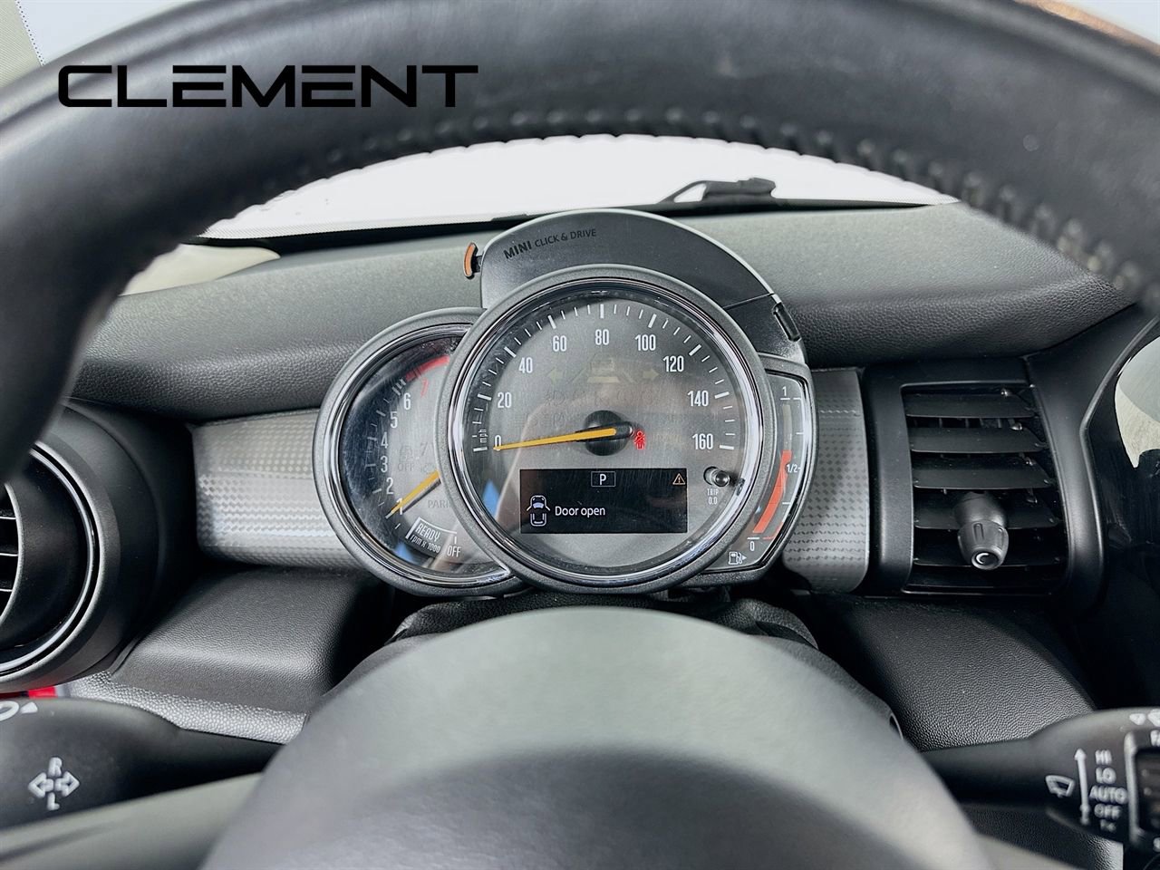Used 2020 MINI Cooper 2-Door Hardtop FWD image 18
