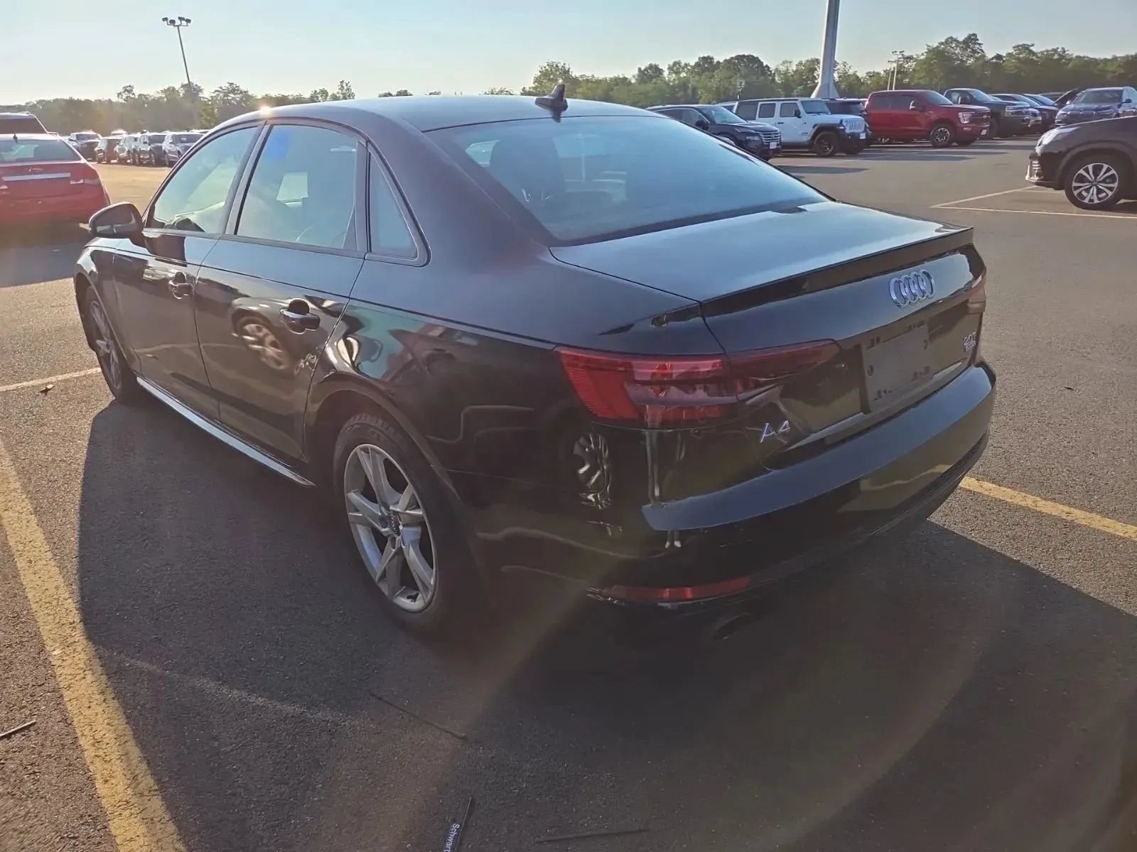 Used 2018 Audi A4 2.0T Premium AWD/4WD image 10