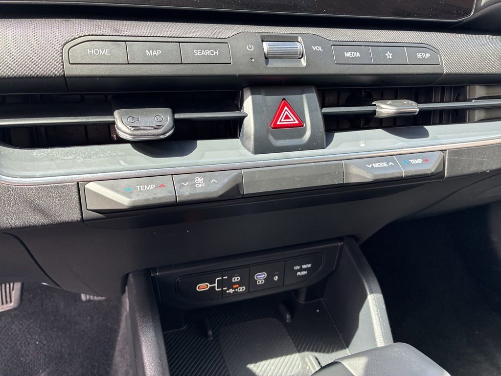 Certified 2025 Kia K4 EX FWD image 33