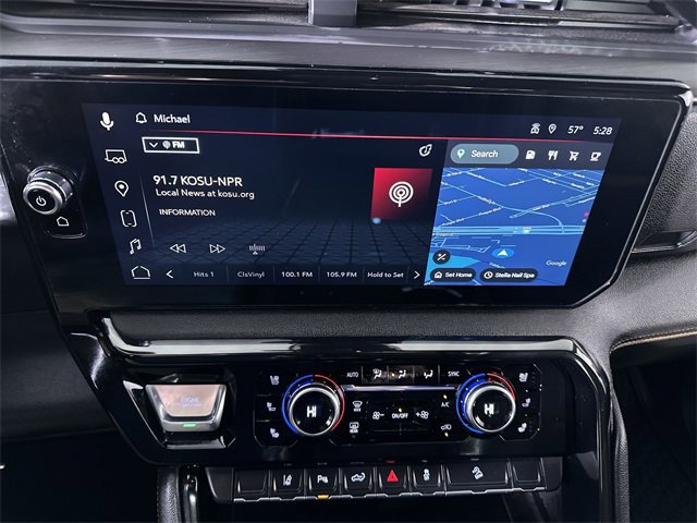 Used 2025 GMC Sierra 2500 AT4 image 13